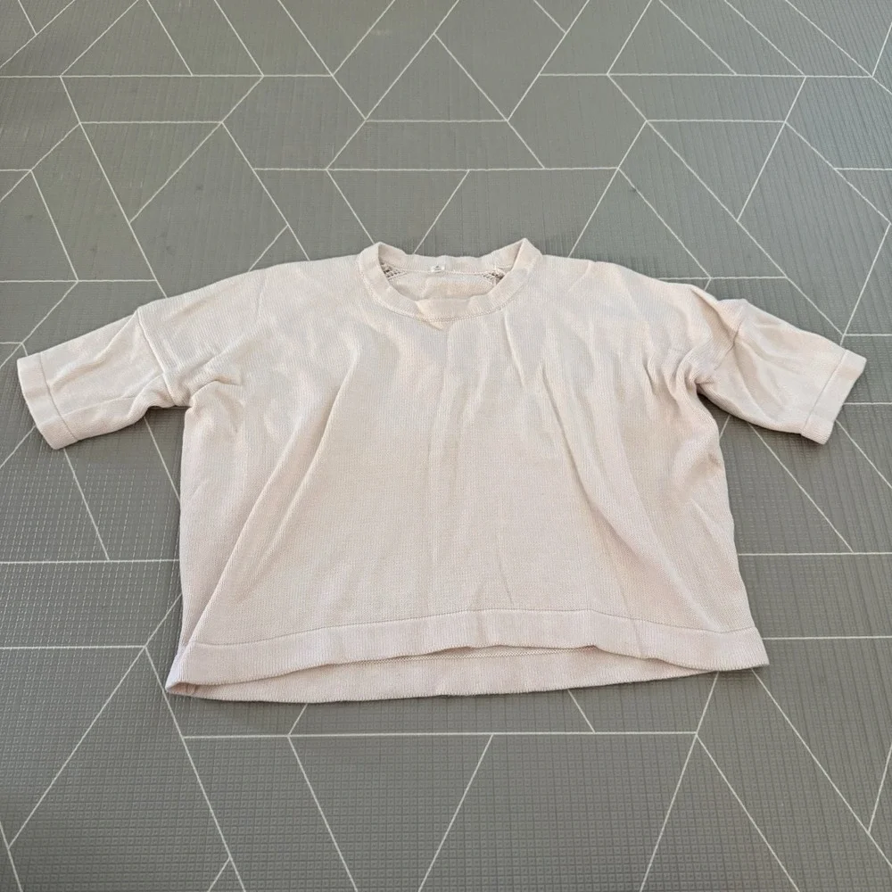 Lululemon Bhakti Reality Short Sleeve Size 10‎ Butter Pink LW3I83S